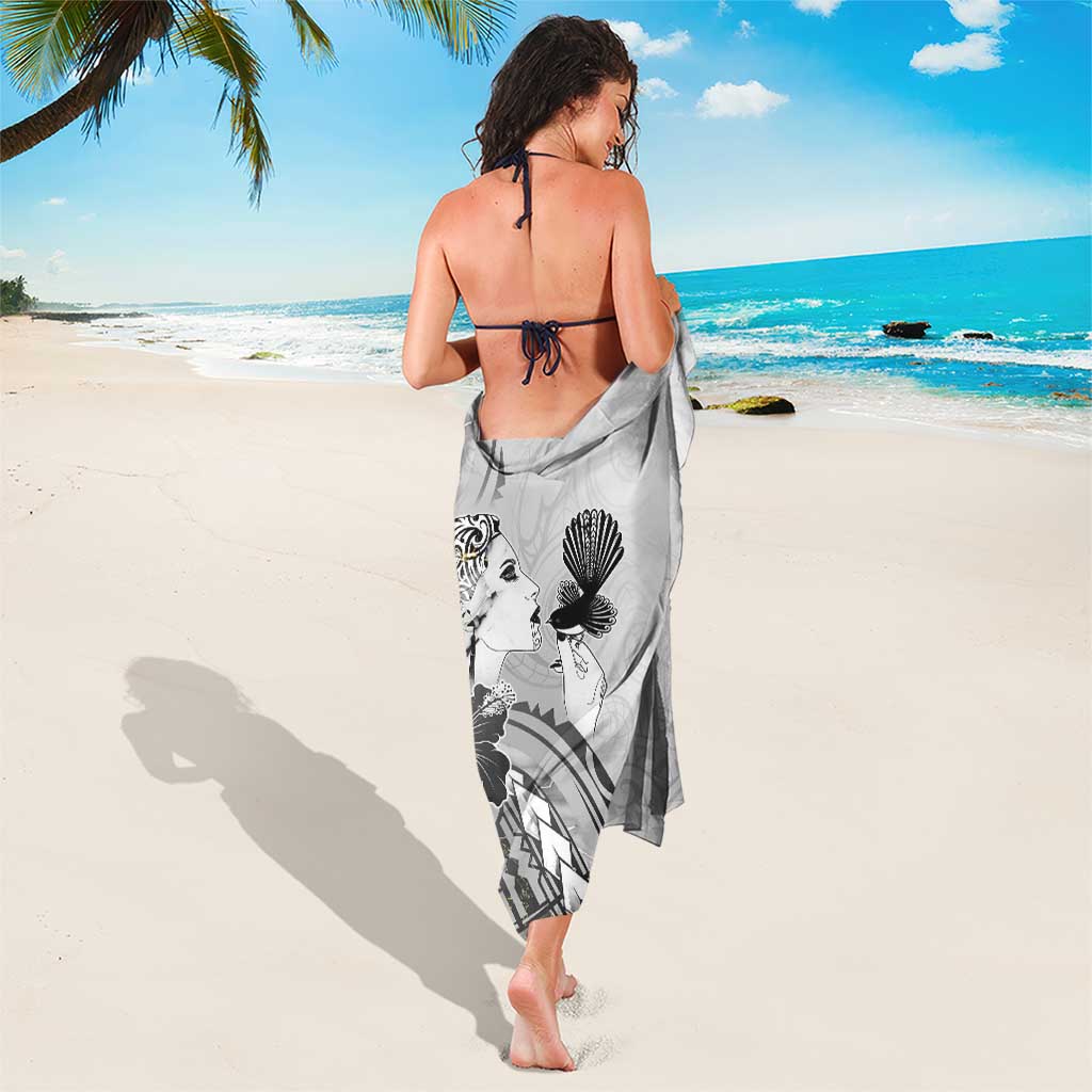 Aotearoa Maori Wahine Sarong Fantail Bird Black Gold Marble LT05 - Polynesian Pride