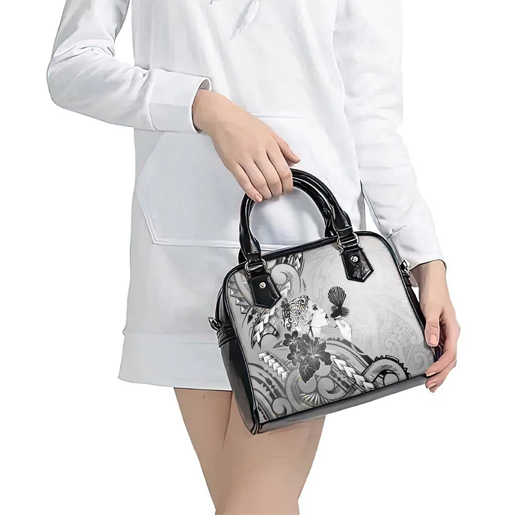 Aotearoa Maori Wahine Shoulder Handbag Fantail Bird Black Gold Marble