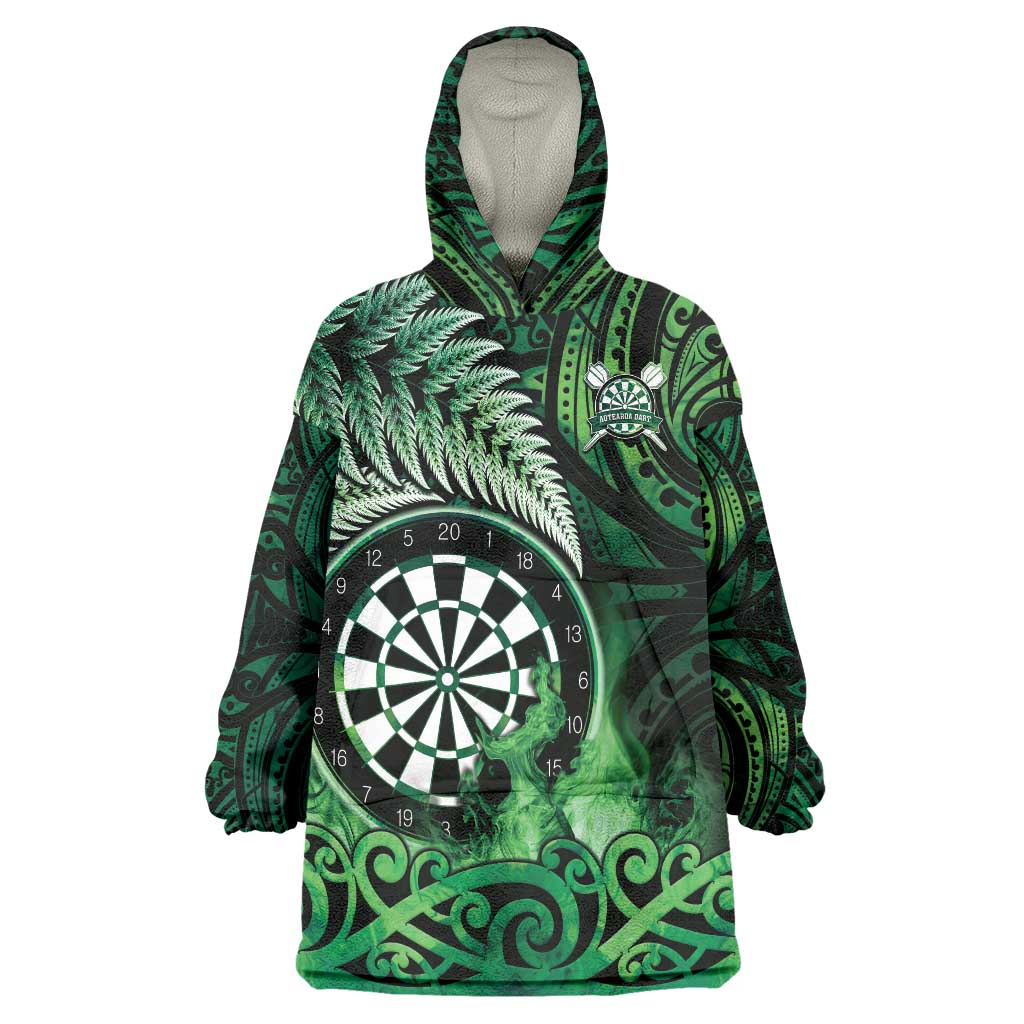 Personalised New Zealand Darts Wearable Blanket Hoodie Maori Koru Dartboard Green Flame LT05 One Size Green - Polynesian Pride