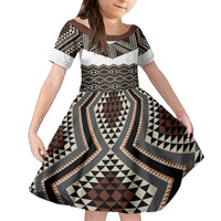 New Zealand Aotearoa Family Matching Off Shoulder Maxi Dress and Hawaiian Shirt Taniko Art Simple Style LT05 Daughter's Dress Brown - Polynesian Pride
