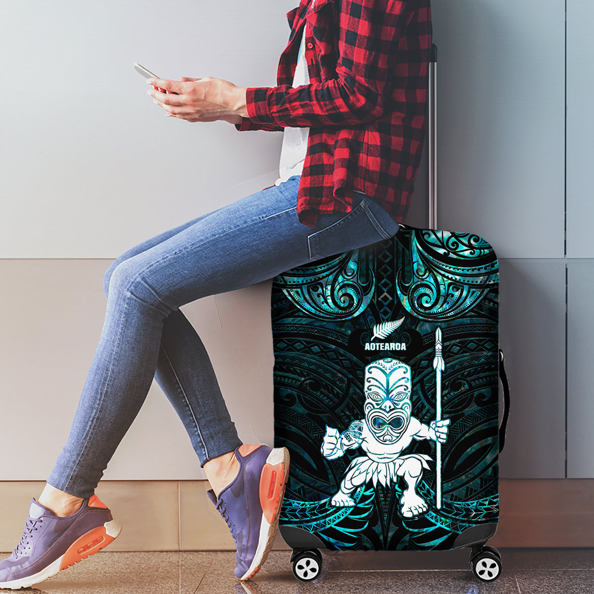 New Zealand Maori Taiaha Luggage Cover Tiki Warrior Paua Shell LT05 - Polynesian Pride