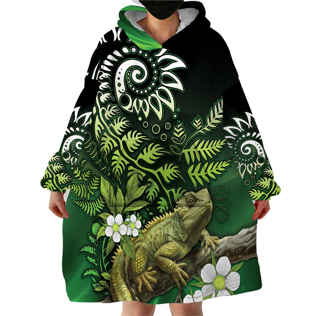 Aotearoa New Zealand Tuatara Wearable Blanket Hoodie Maori Koru Art LT05 - Polynesian Pride
