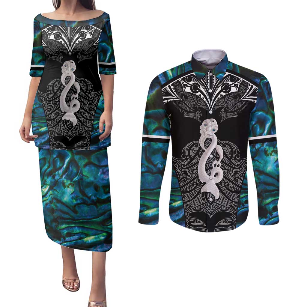 New Zealand Aotearoa Couples Matching Puletasi and Long Sleeve Button Shirt Maori Taniwha Paua Shell LT05 Black - Polynesian Pride