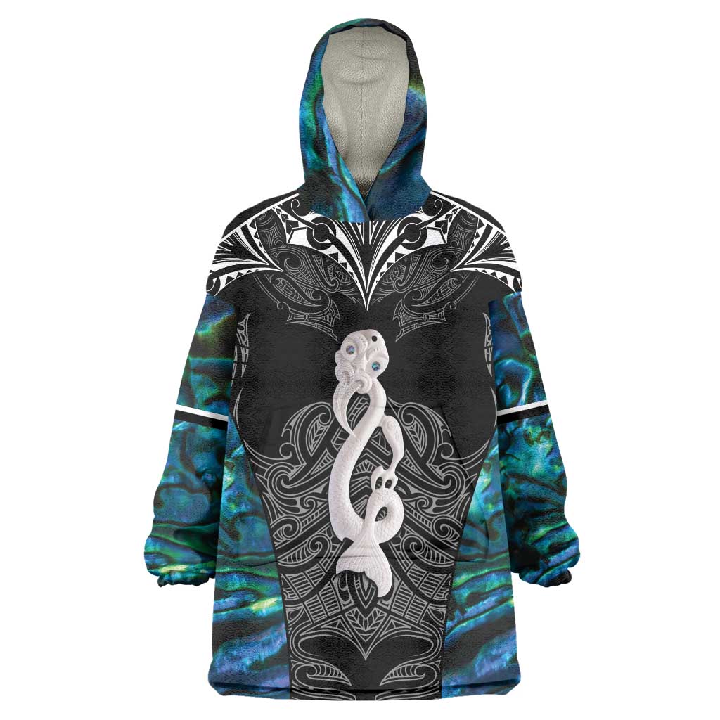 New Zealand Aotearoa Wearable Blanket Hoodie Maori Taniwha Paua Shell LT05 One Size Black - Polynesian Pride