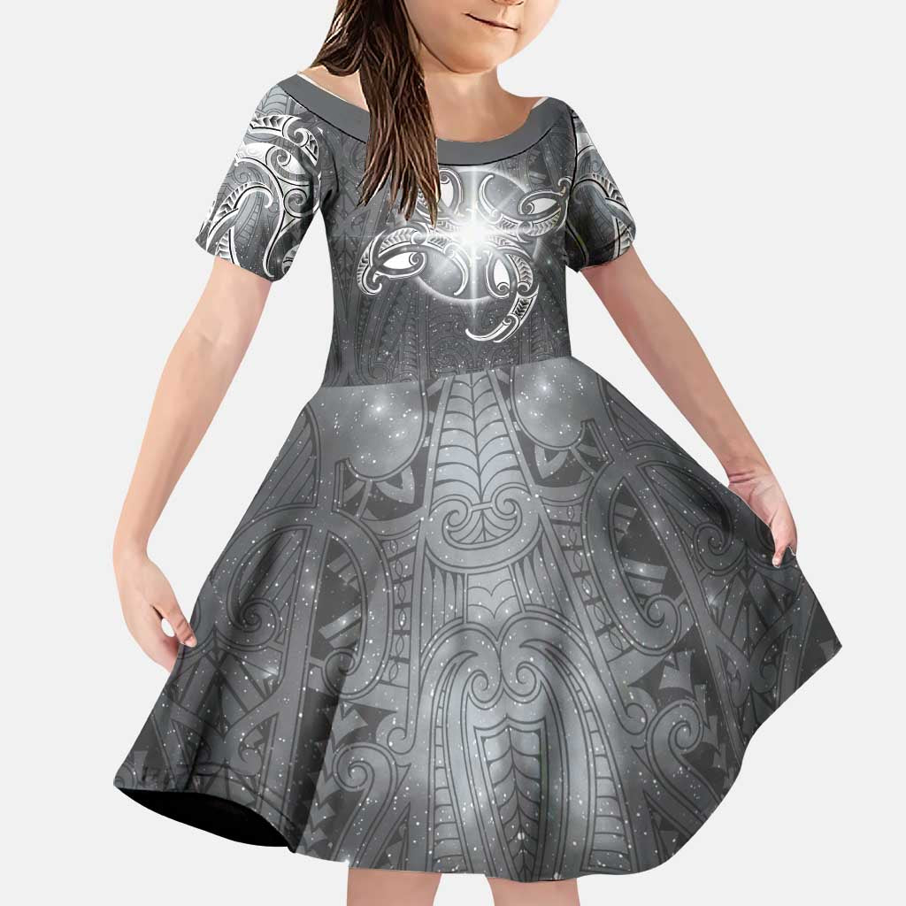 New Zealand Matariki Ururangi Family Matching Off The Shoulder Long Sleeve Dress and Hawaiian Shirt Maori Moko Grey Galaxy LT05 Daughter's Dress Grey - Polynesian Pride