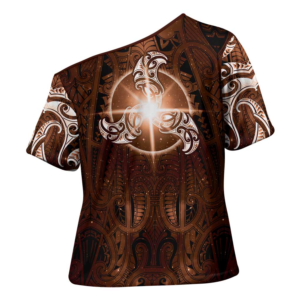 New Zealand Matariki Tupuanuku Cross Shoulder Shirt Maori Moko Brown Galaxy LT05 - Polynesian Pride
