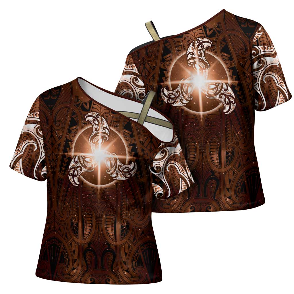 New Zealand Matariki Tupuanuku Cross Shoulder Shirt Maori Moko Brown Galaxy LT05 - Polynesian Pride