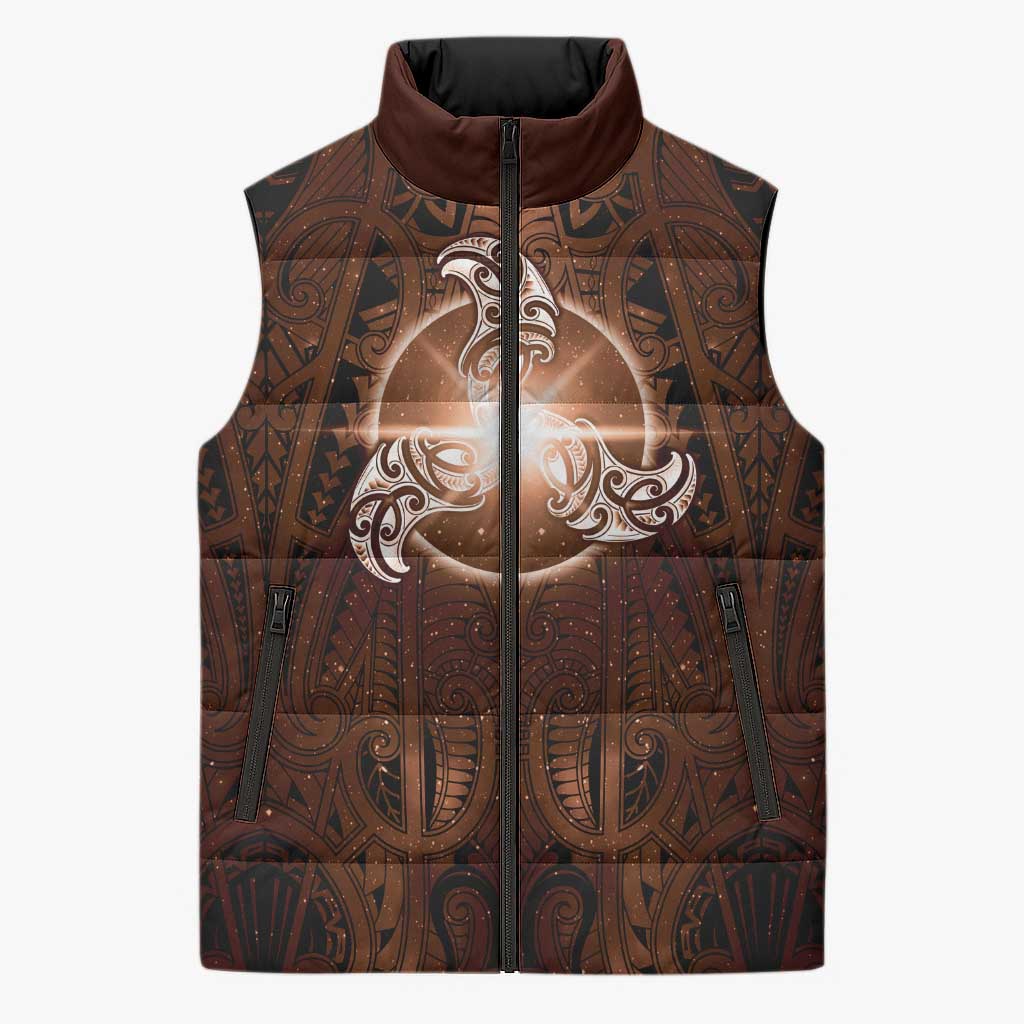 New Zealand Matariki Tupuanuku Sleeveless Puffer Jacket Maori Moko Brown Galaxy LT05 Unisex Brown - Polynesian Pride