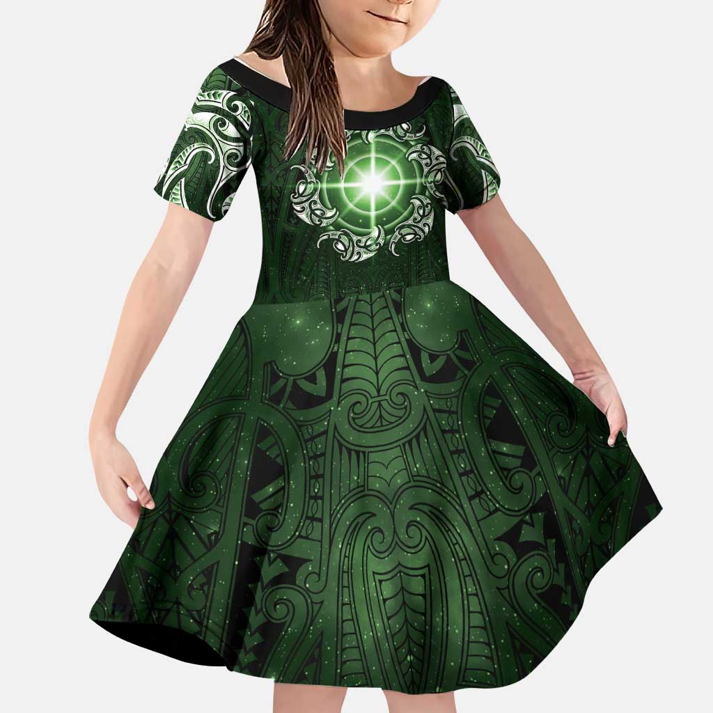 New Zealand Matariki Tupuarangi Family Matching Off Shoulder Short Dress and Hawaiian Shirt Maori Moko Green Galaxy LT05 Daughter's Dress Green - Polynesian Pride