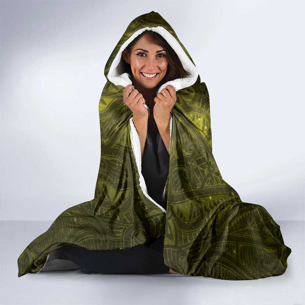 New Zealand Matariki Hiwaiterangi Hooded Blanket Maori Moko Yellow Galaxy LT05 - Polynesian Pride