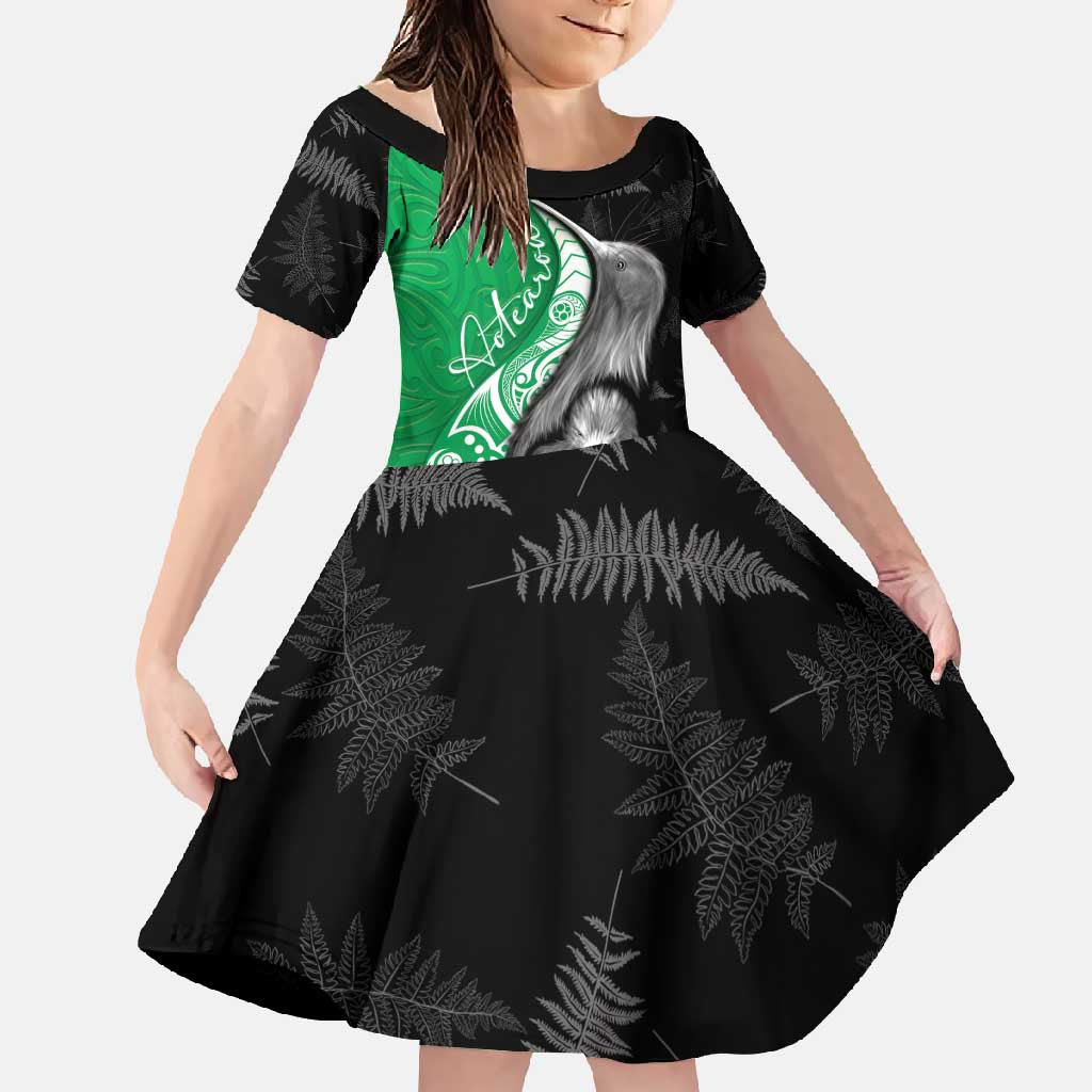 New Zealand Aotearoa Family Matching Off Shoulder Maxi Dress and Hawaiian Shirt Kiwi Fern Maori Pattern Green Version LT05 Daughter's Dress Green - Polynesian Pride