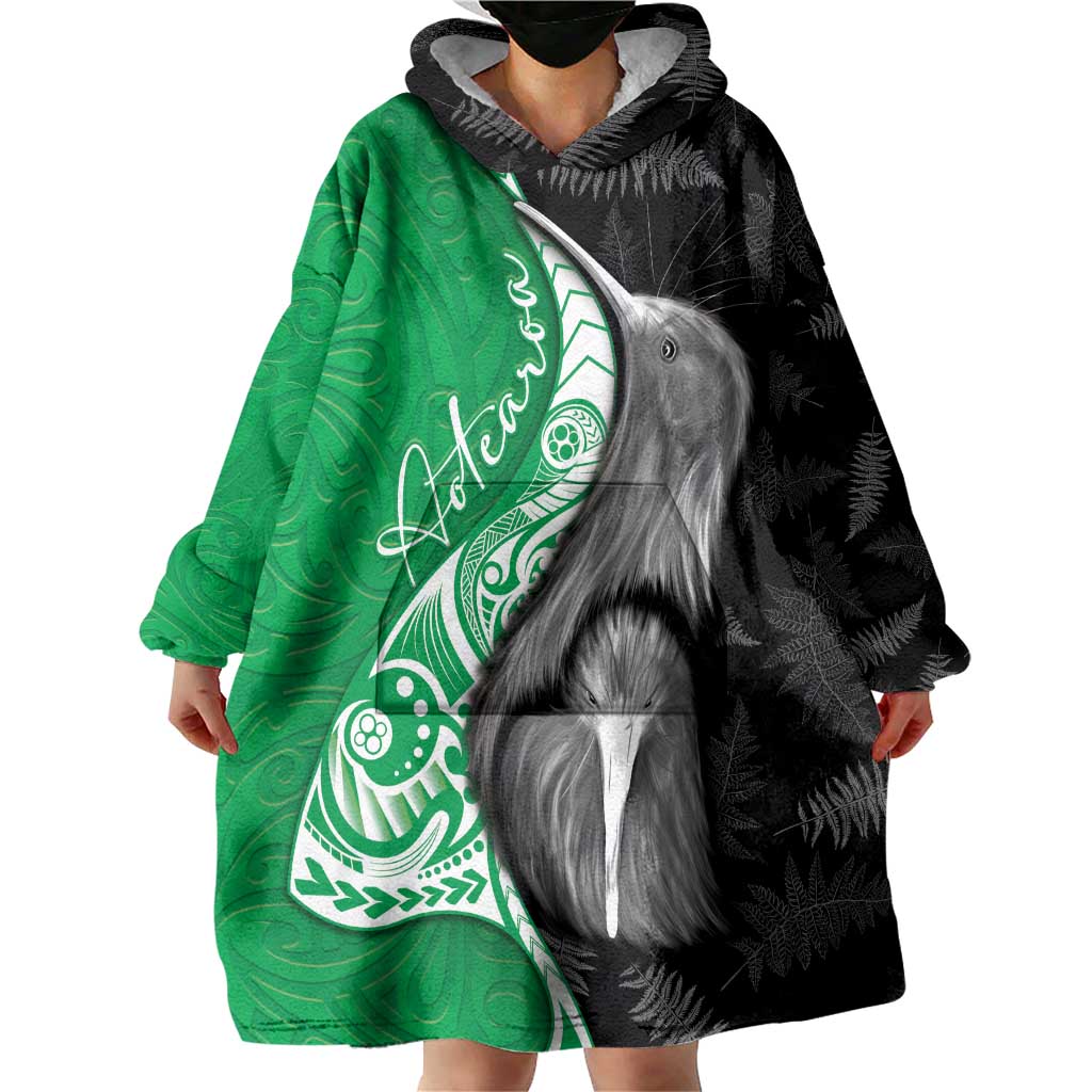 New Zealand Aotearoa Wearable Blanket Hoodie Kiwi Fern Maori Pattern Green Version LT05 - Polynesian Pride