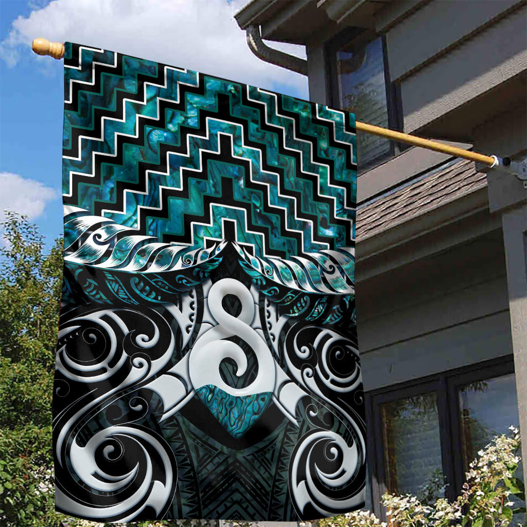 New Zealand Maori Garden Flag Poutama Pikorua - Single Twist Paua Shell LT05 - Polynesian Pride