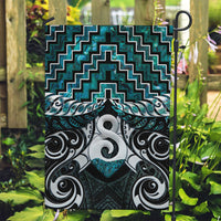 New Zealand Maori Garden Flag Poutama Pikorua - Single Twist Paua Shell LT05 Garden Flag Turquoise - Polynesian Pride