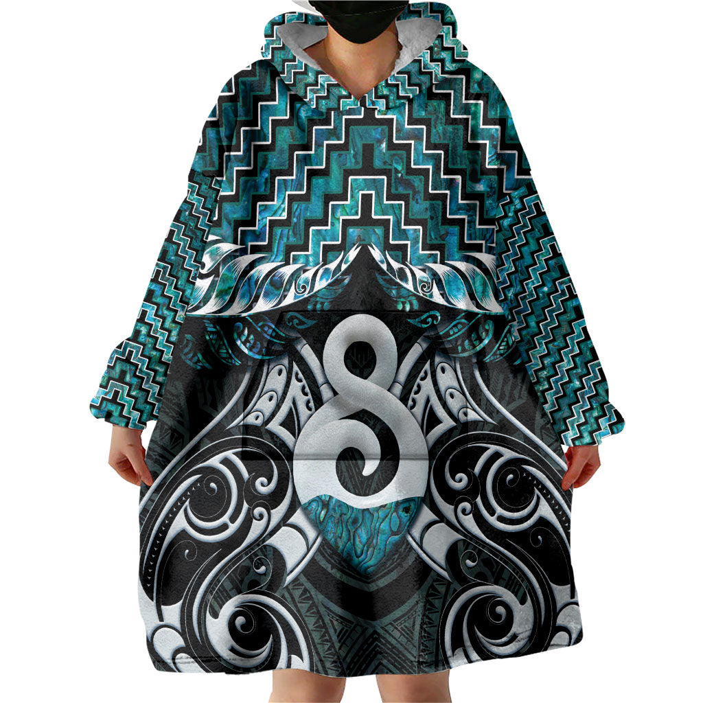 New Zealand Maori Wearable Blanket Hoodie Poutama Pikorua - Single Twist Paua Shell LT05 - Polynesian Pride