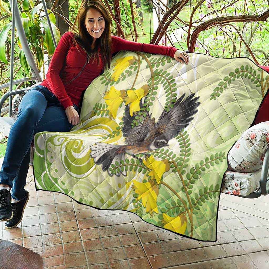 New Zealand Piwakawaka Fantail Bird Quilt With Kowhai Flowers LT05 - Polynesian Pride