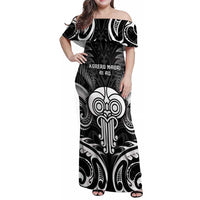 New Zealand Te Reo Maori Family Matching Off Shoulder Maxi Dress and Hawaiian Shirt Korero Maori Ai Au LT05 Mom's Dress Black - Polynesian Pride