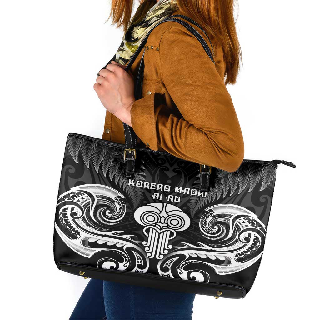 New Zealand Te Reo Maori Leather Tote Bag Korero Maori Ai Au LT05 Black - Polynesian Pride
