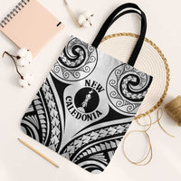New Caledonia Day Tote Bag Polynesian Curves White Color LT05 Black Strap One Size White - Polynesian Pride