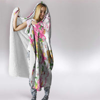 Hawaii Palaka Hooded Blanket White Tribal Pattern With Tropical Flowers LT05 - Polynesian Pride