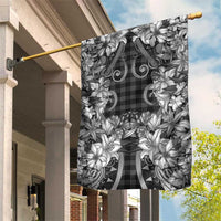 Hawaii Palaka Garden Flag Black Tribal Pattern With Tropical Flowers LT05 House Flag Black - Polynesian Pride