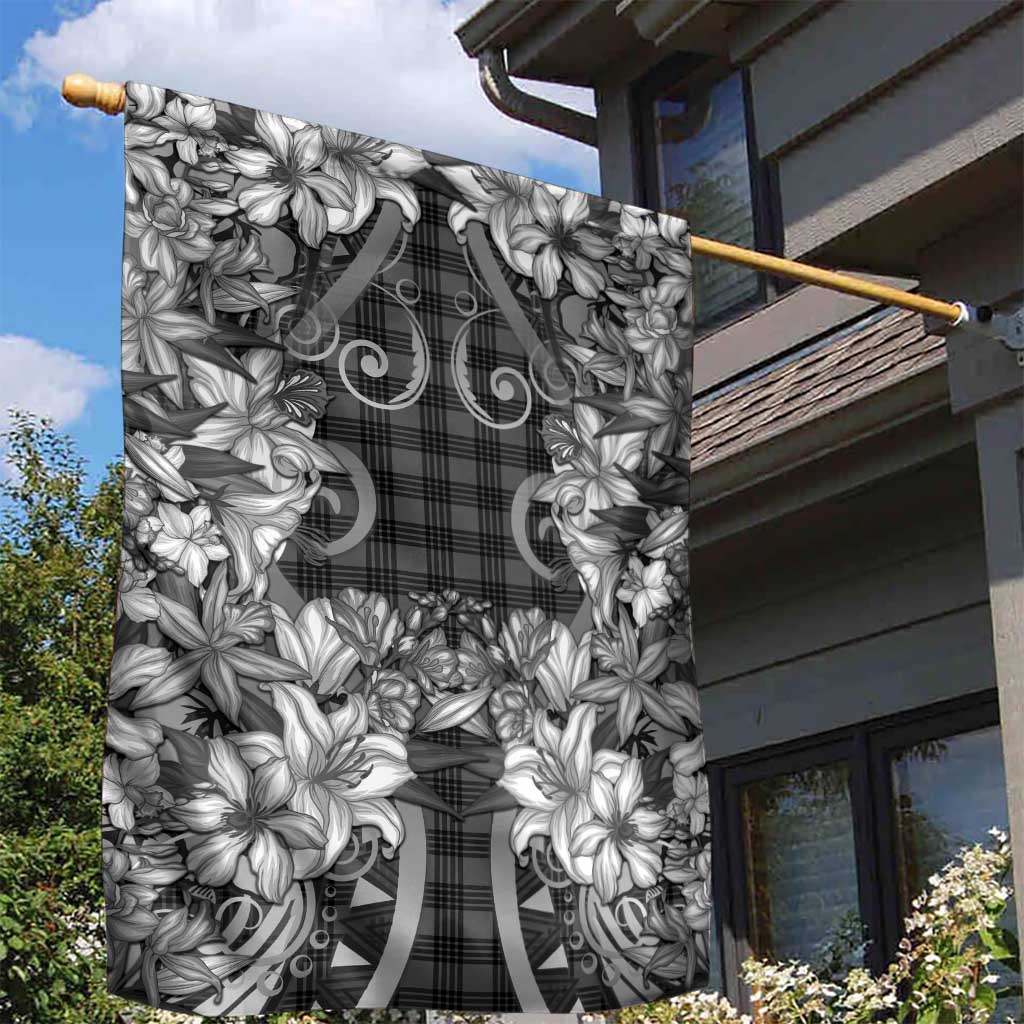 Hawaii Palaka Garden Flag Black Tribal Pattern With Tropical Flowers LT05 - Polynesian Pride
