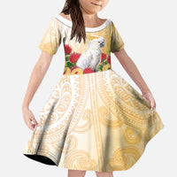 New Zealand Aotearoa Cockatoo Kid Short Sleeve Dress Maori Pattern With Pohutukawa Flowers LT05 KID Beige - Polynesian Pride