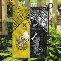 New Zealand Maori And Niue Hiapo Garden Flag Lizard And Coconut Crab Together LT05 Garden Flag Yellow - Polynesian Pride