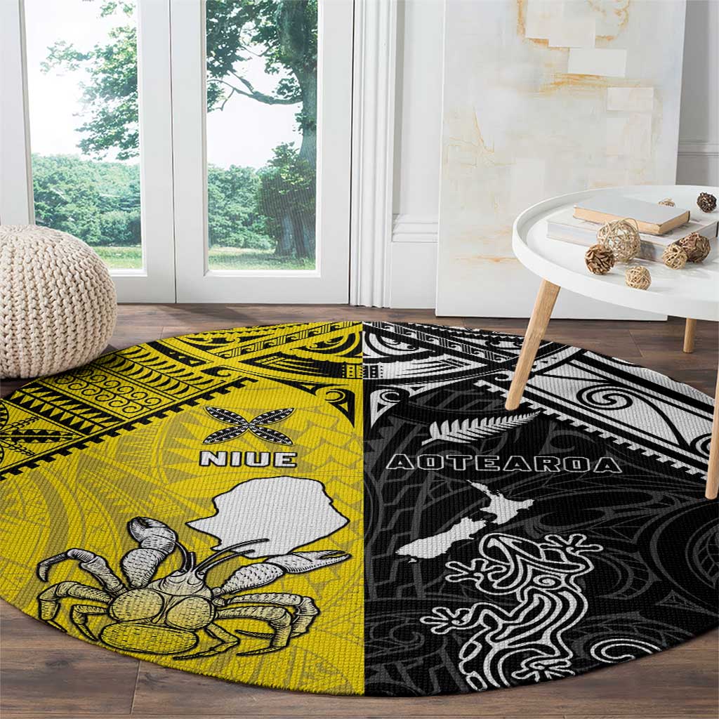 New Zealand Maori And Niue Hiapo Round Carpet Lizard And Coconut Crab Together LT05 - Polynesian Pride