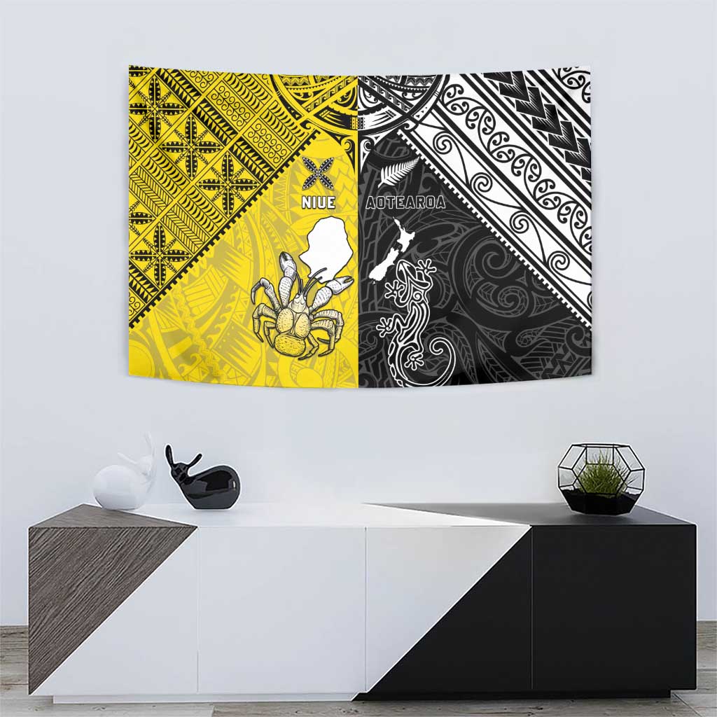 New Zealand Maori And Niue Hiapo Tapestry Lizard And Coconut Crab Together LT05 - Polynesian Pride