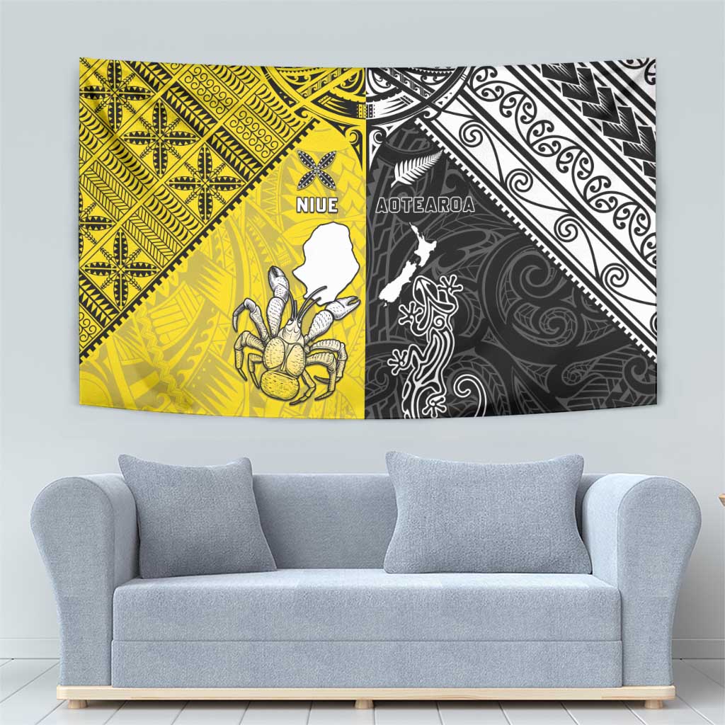 New Zealand Maori And Niue Hiapo Tapestry Lizard And Coconut Crab Together LT05 - Polynesian Pride