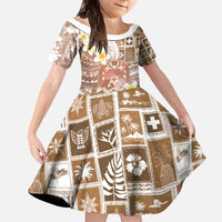 Tonga Christmas Family Matching Off Shoulder Maxi Dress and Hawaiian Shirt Kilisimasi Fiefia Retro Style Brown LT05 Daughter's Dress Brown - Polynesian Pride