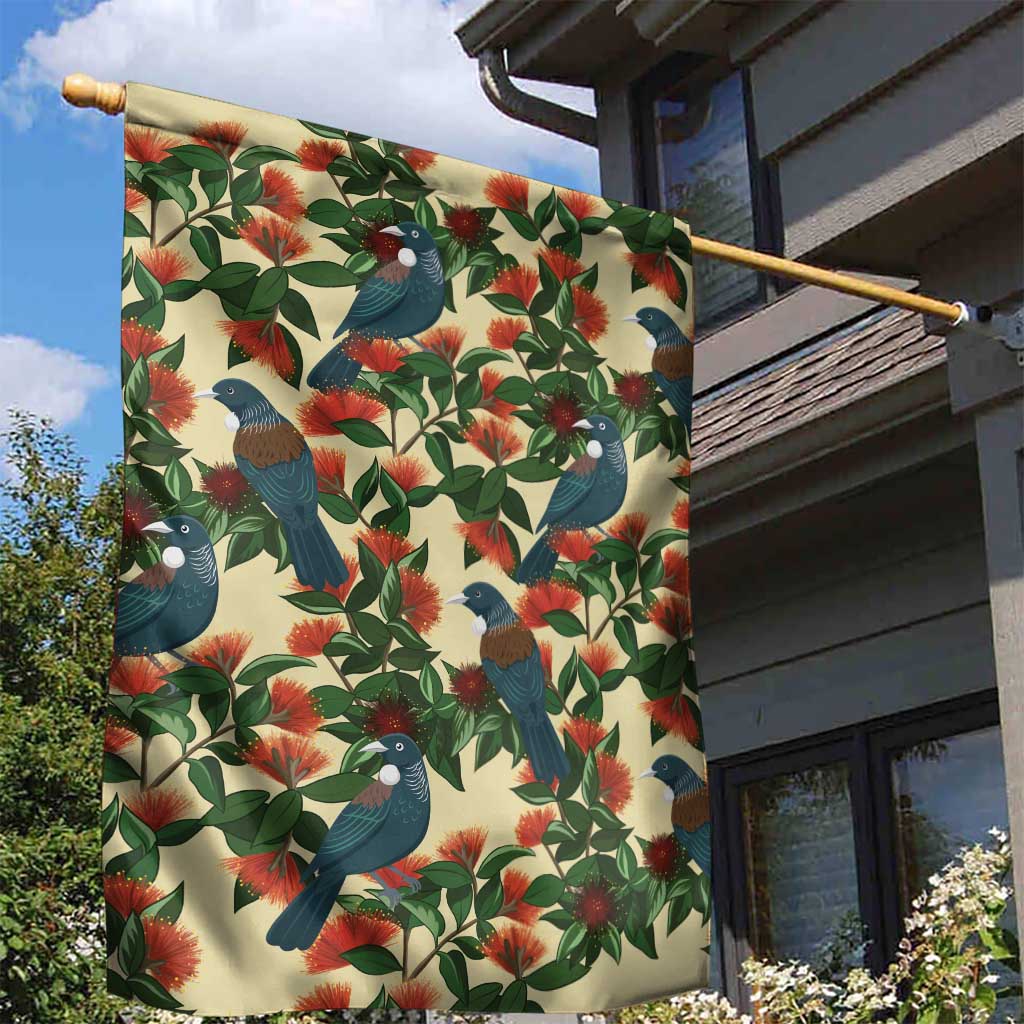 New Zealand Christmas Garden Flag Romantic Tui Birds on Pohutukawa - Ivory LT7 - Polynesian Pride