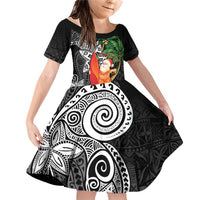 Polynesian Family Matching Off Shoulder Short Dress and Hawaiian Shirt Tropical Santa - Plumeria Black Vintage LT7 Daughter's Dress Black - Polynesian Pride