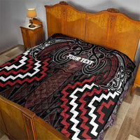 Maori Taiaha Whakairo Personalized Quilt Red Poutama Motifs LT7 - Polynesian Pride