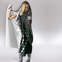 Maori Taiaha Pounamu Whakairo Personalized Hooded Blanket Jade Poutama Motifs