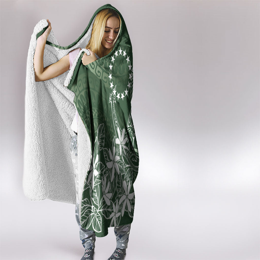 Sage Green Kuki Airani Tapakau Hooded Blanket Tribal Anchor Mix Tiare