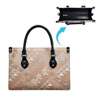 Hawaii Beige Kapa Leather Bag Vintage 'Ohe Kāpala Motifs Mix Plumeria Leis
