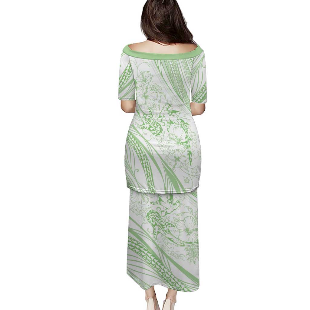 Sharks Couple Dreamy Polynesians Floral Sea Family Matching Puletasi and Hawaiian Shirt Emerald LT7 - Polynesian Pride