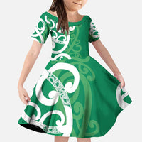 Pounamu Green Maori Family Matching Long Sleeve Bodycon Dress and Hawaiian Shirt Koru Kowhaiwhai LT7 Daughter's Dress Green - Polynesian Pride