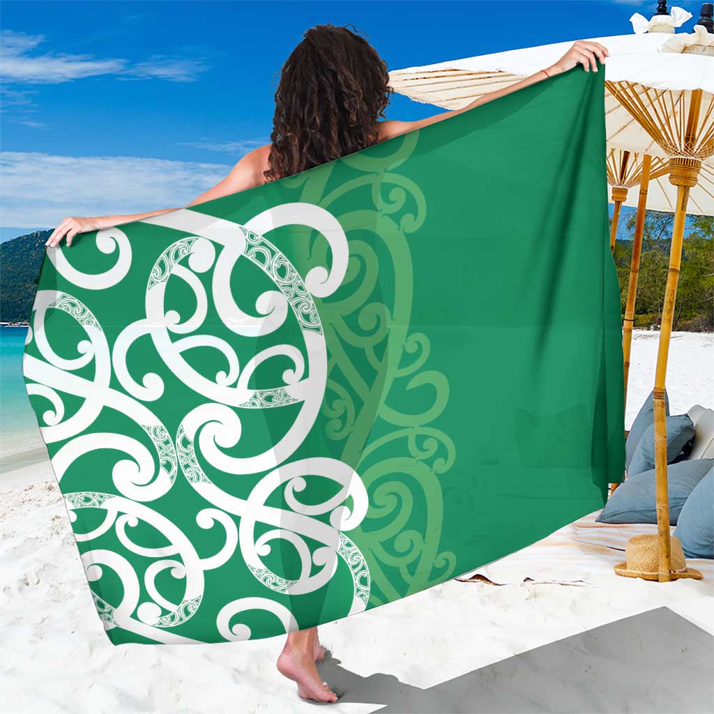 Pounamu Green Maori Sarong Koru Kowhaiwhai LT7 One Size 44 x 66 inches Green - Polynesian Pride