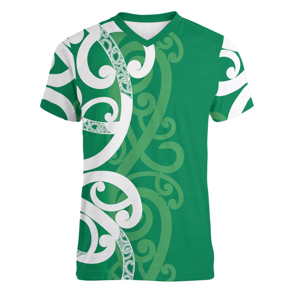 Pounamu Green Maori Women V-Neck T-Shirt Koru Kowhaiwhai LT7 Female Green - Polynesian Pride