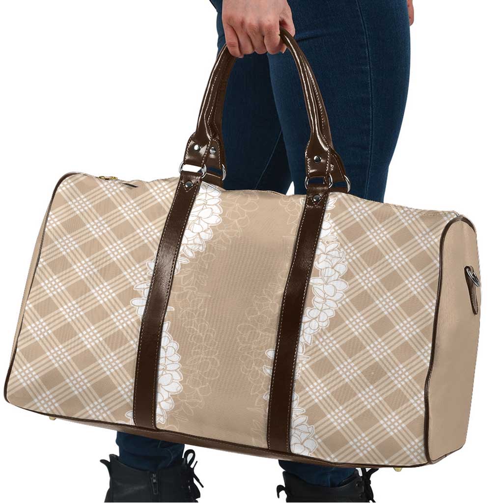 Hawaii Aloha Plumeria Lei Beige Palaka Travel Bag - Polynesian Pride