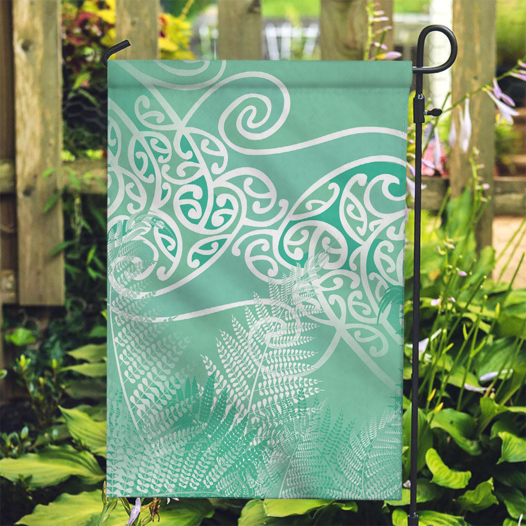 Aotearoa Maori Koru Curves Garden Flag Silver Ferns - Mint