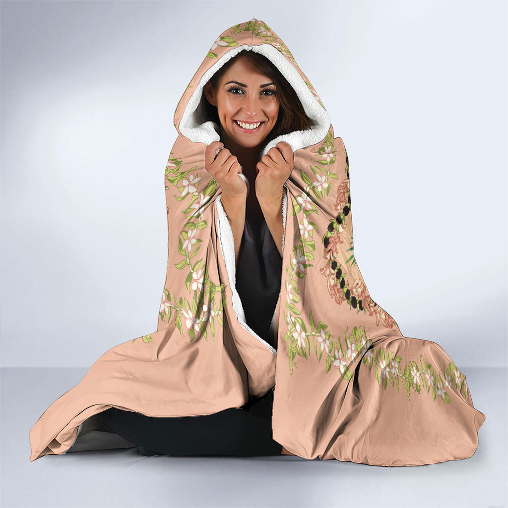 Hawaii Quilt Inspired Collection Aloha Flowers Hooded Blanket Maile - Kukui Nut Lei LT7 - Polynesian Pride