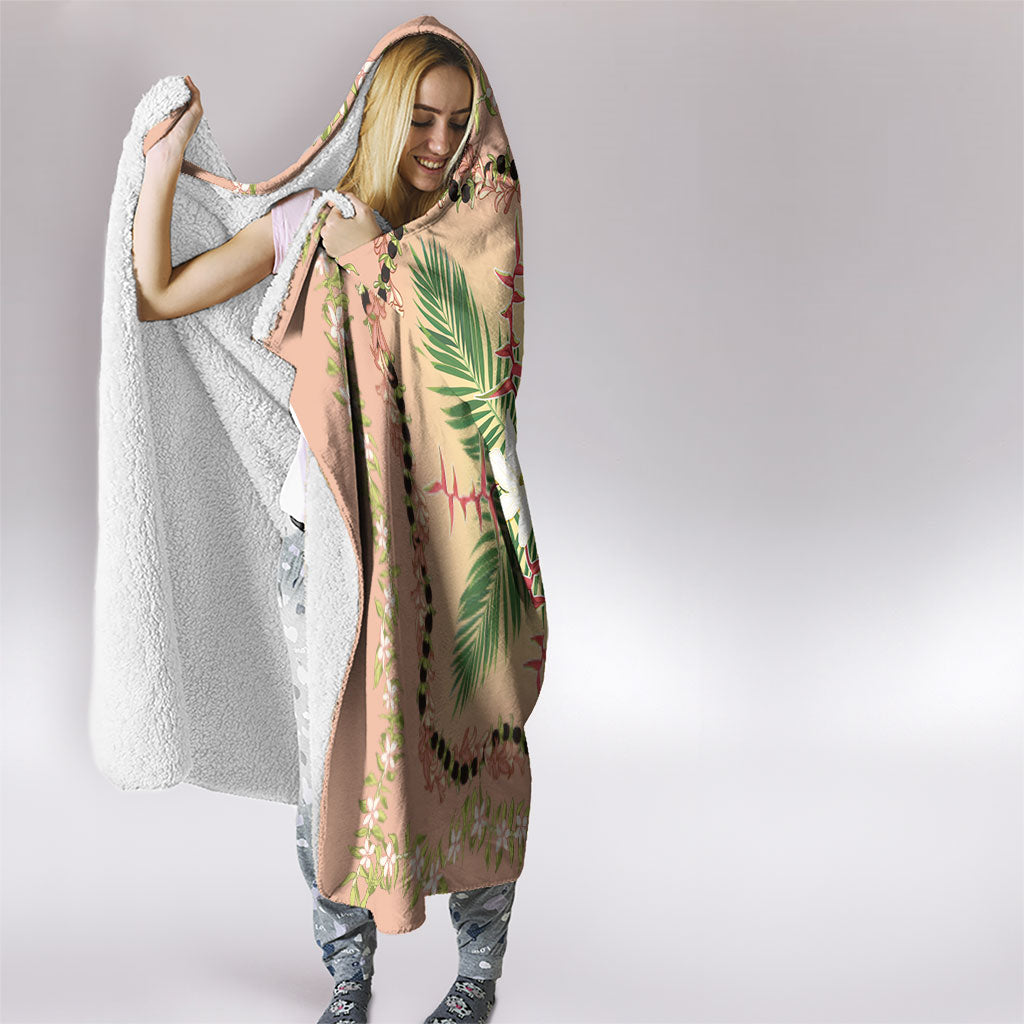 Hawaii Quilt Inspired Collection Aloha Flowers Hooded Blanket Maile - Kukui Nut Lei LT7 - Polynesian Pride