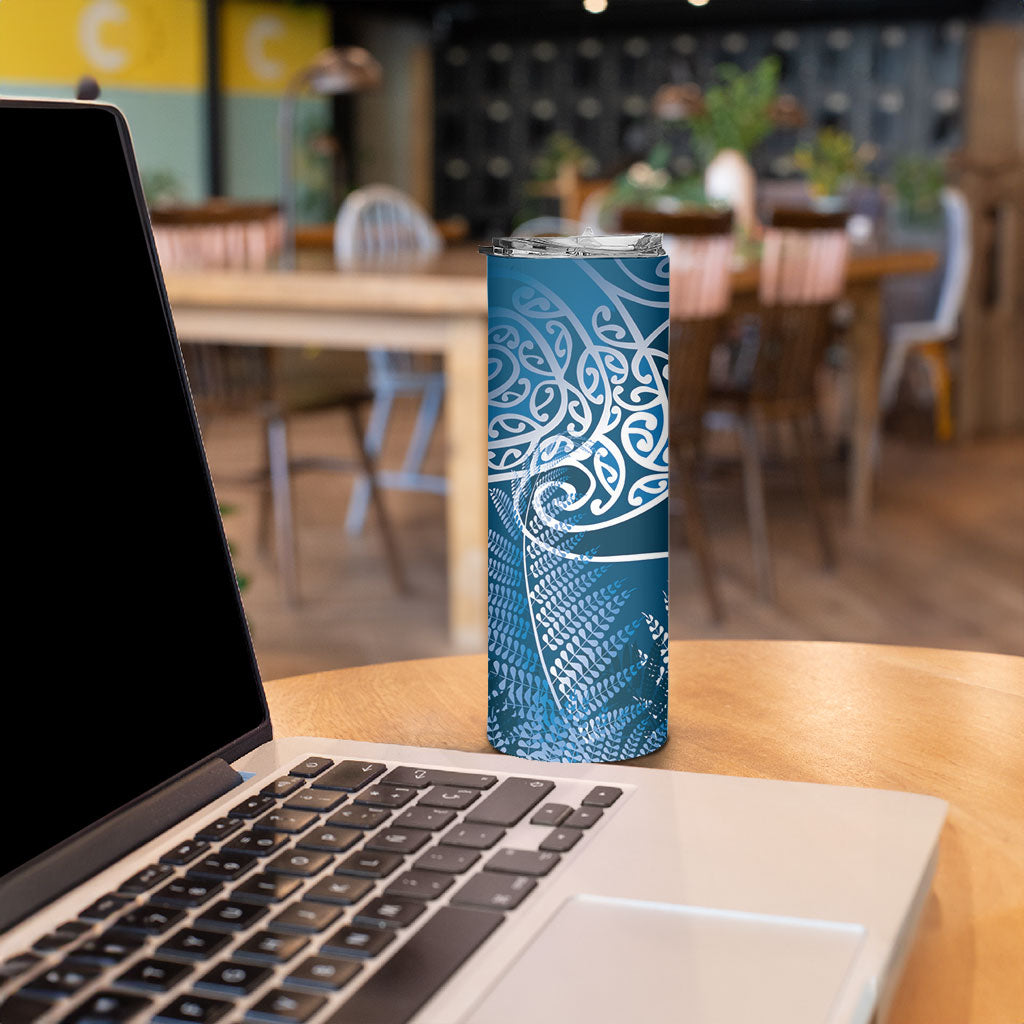 Aotearoa Maori Koru Curves Skinny Tumbler Silver Ferns - Navy Blue