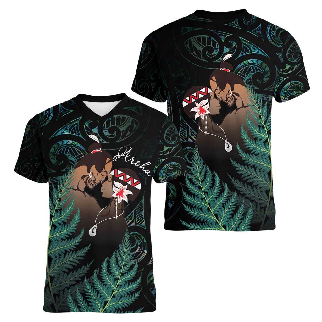 Maori Hongi Valentine Women V-Neck T-Shirt Aroha Ahau Ki A Koe LT7 - Polynesian Pride