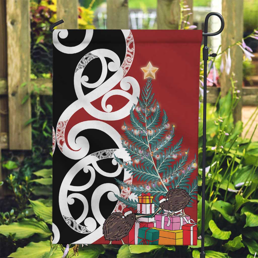 New Zealand Silver Fern Christmas Tree Garden Flag Meri Kirihimete LT7 Garden Flag Red - Polynesian Pride