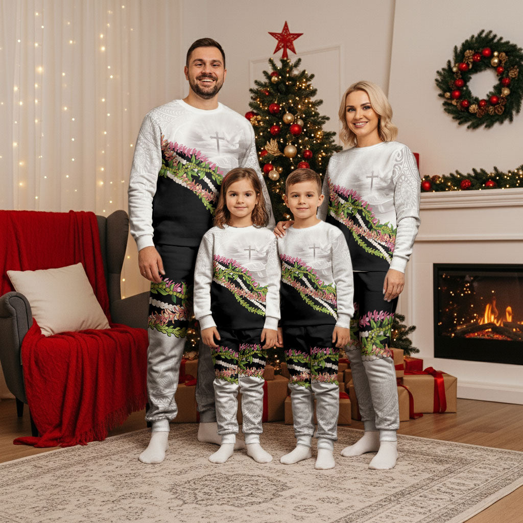 Hawaii Mokihana Mix Pikake Leis Mahalo 'Olelo Christmas Pajama Set White Tapa LT7 - Polynesian Pride
